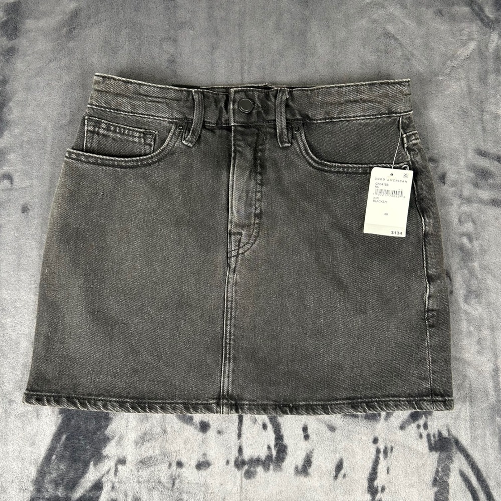 NWT Good American Denim Skirt Womens 00/24 Black Good 90s Mini GFD415B